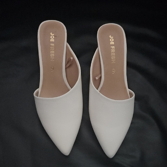 Joe Fresh Women's White 1.5 Patent Faux Vegan Leather Slip On Kitten Heel Sz 6US - Picture 3 of 10